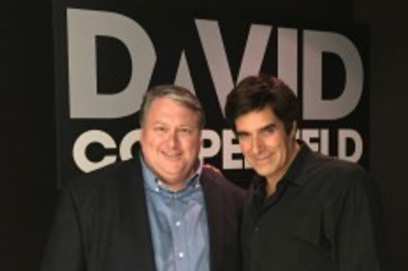  Wylie Mayor Eric Hogue and renowned illusionist David Copperfield. (SOURCE: CITY OF WYLIE)