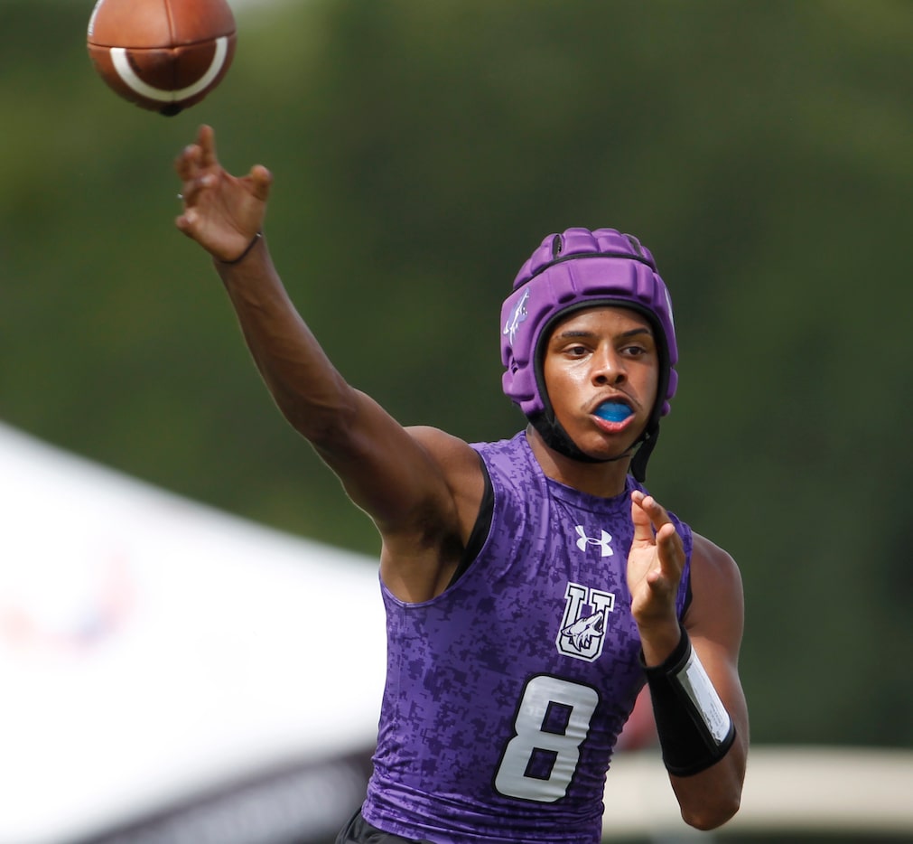 Anna quarterback Ziondre Williams (8) launches a pass downfield during the first half of...