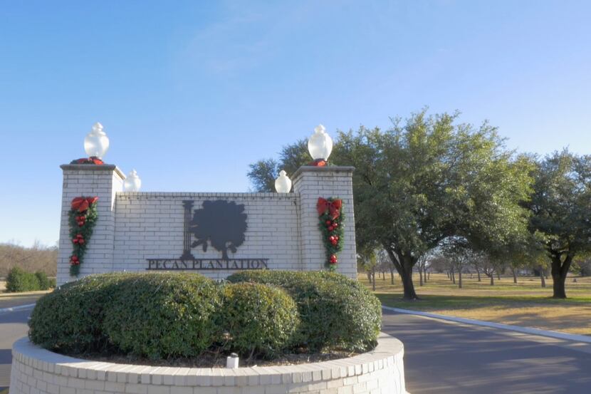 There are already 2,500 homes at Pecan Plantation in Granbury.