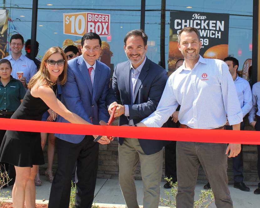 From left: Adriana Perales, Sun Holdings CEO Guillermo Perales, CEO of Restaurant Brands...