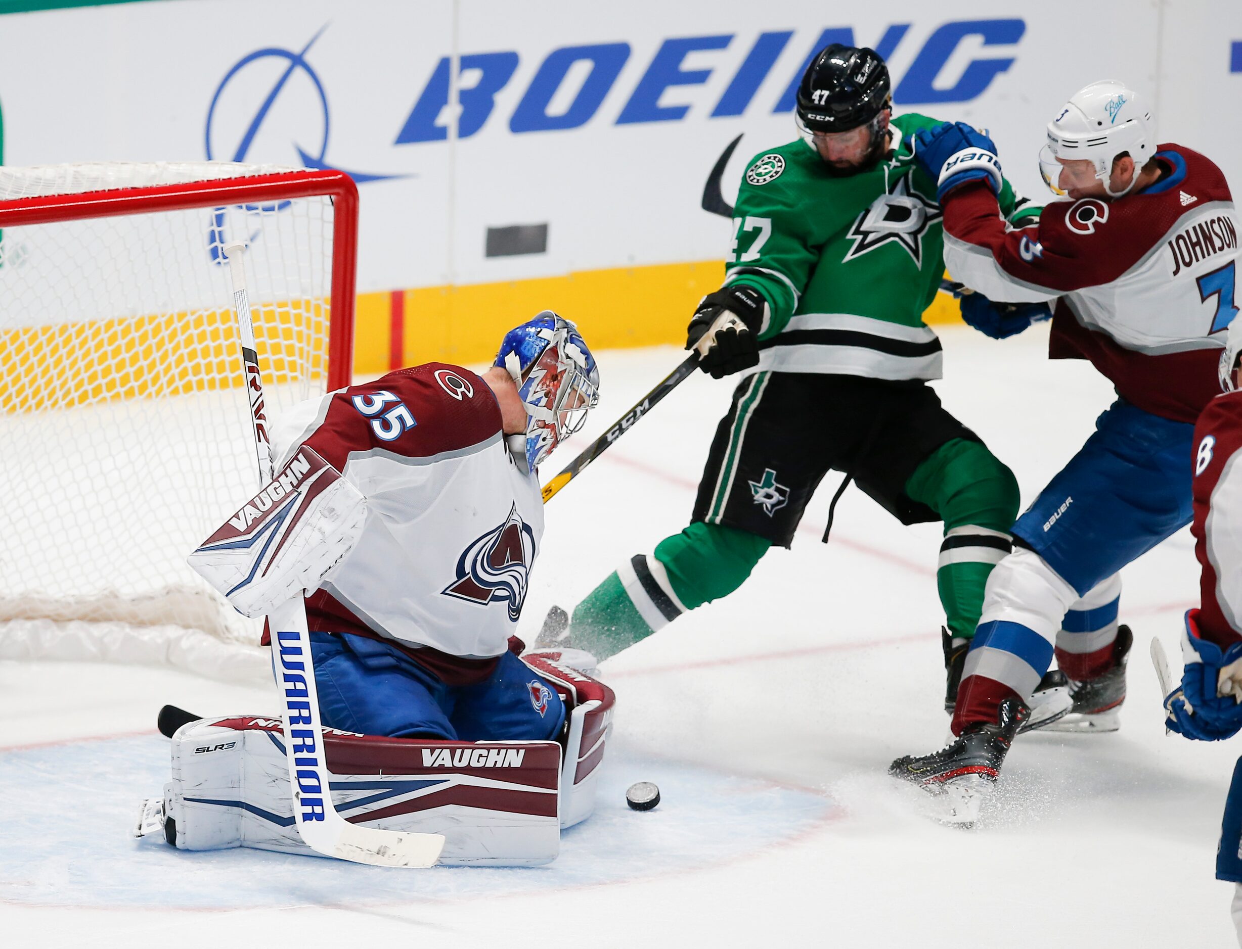 Dallas Stars forward Alexander Radulov (47) battles Colorado Avalanche goaltender Darcy...