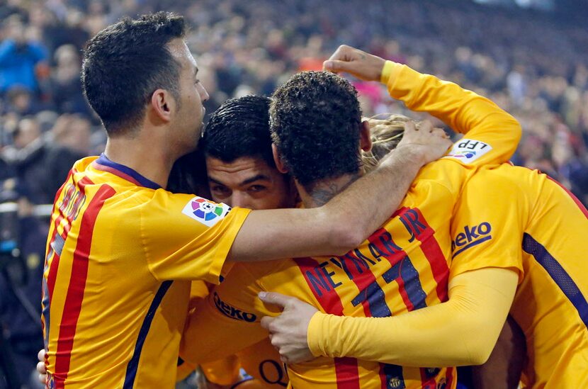 Barcelona enfrenta al Deportivo La Coruña el sábado por La Liga. / AP