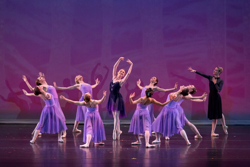 Katie Cooper's A Ballet Christmas Carol returns for the 2017-18 Avant Chamber Ballet season.