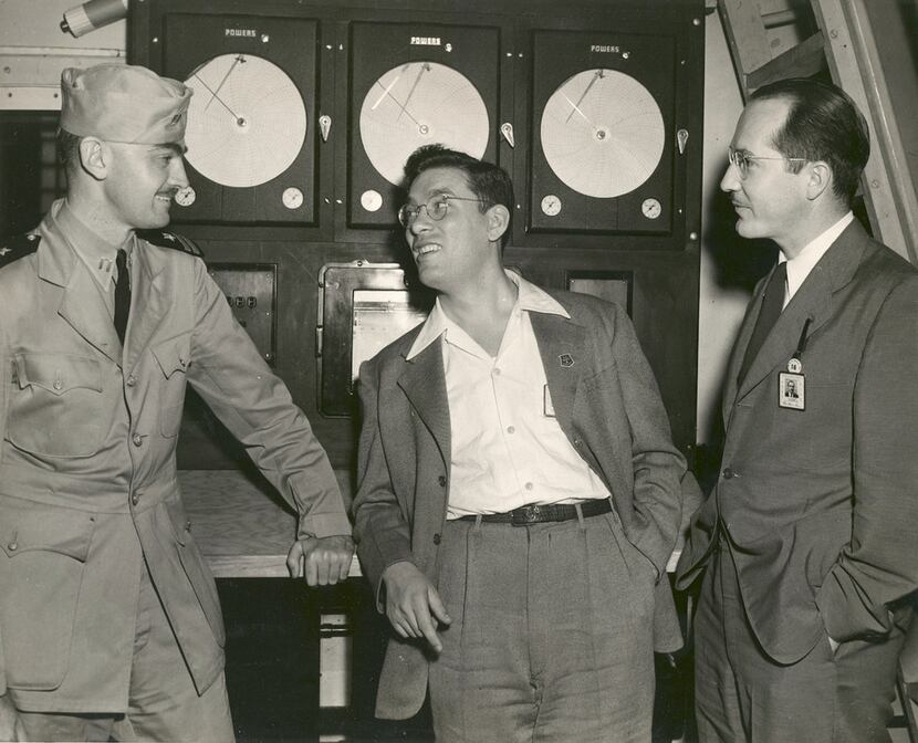 L. Sprague de Camp (left), Isaac Asimov, and Robert A. Heinlein in 1944.