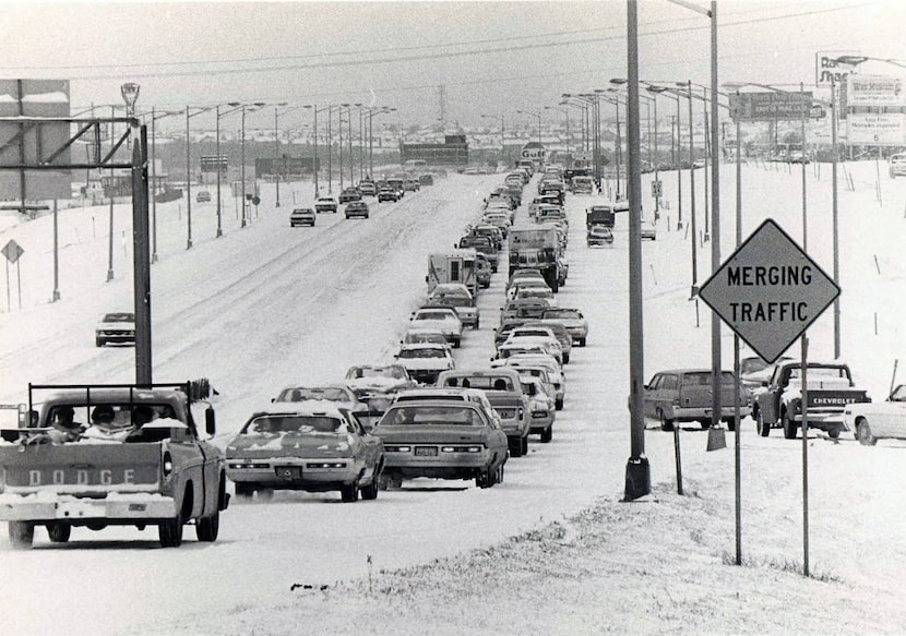 A photo of snowfall in Dallas on Jan. 10, 1973.