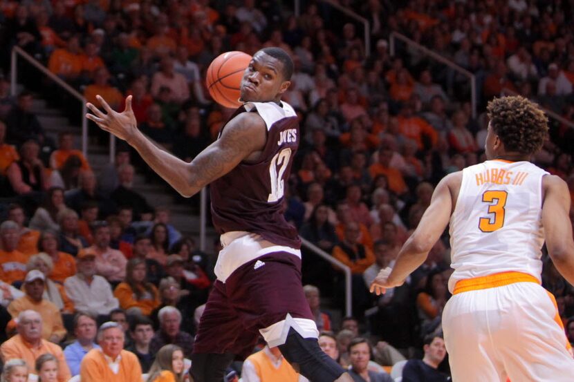 Jan 9, 2016; Knoxville, TN, USA; Texas A&M Aggies guard Jalen Jones (12) grabs a loose ball...