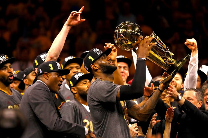 LeBron James, Cavaliers end Cleveland championship drought with 93-89 win  over Golden State Warriors in Game 7