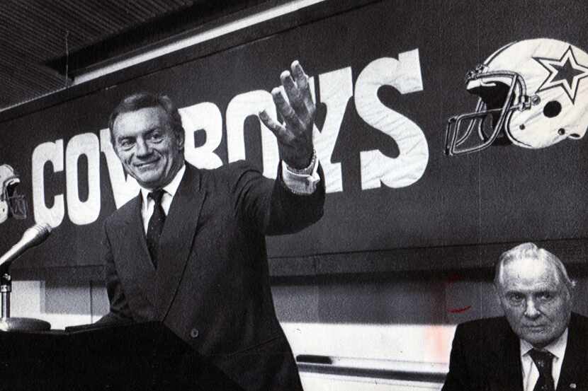 ORG XMIT: *S0425386788* February 25, 1989 - Jerry Jones, the new owner of the Dallas...