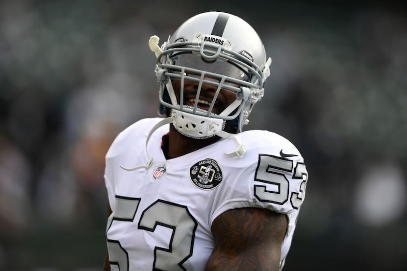 OAKLAND, CA - OCTOBER 19:  NaVorro Bowman #53 of the Oakland Raiders warms up prior to their...