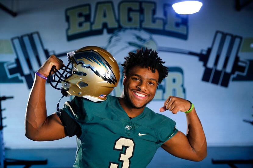 The Dallas Morning News Offensive Football Player of the Year Shawn Robinson of DeSoto High...