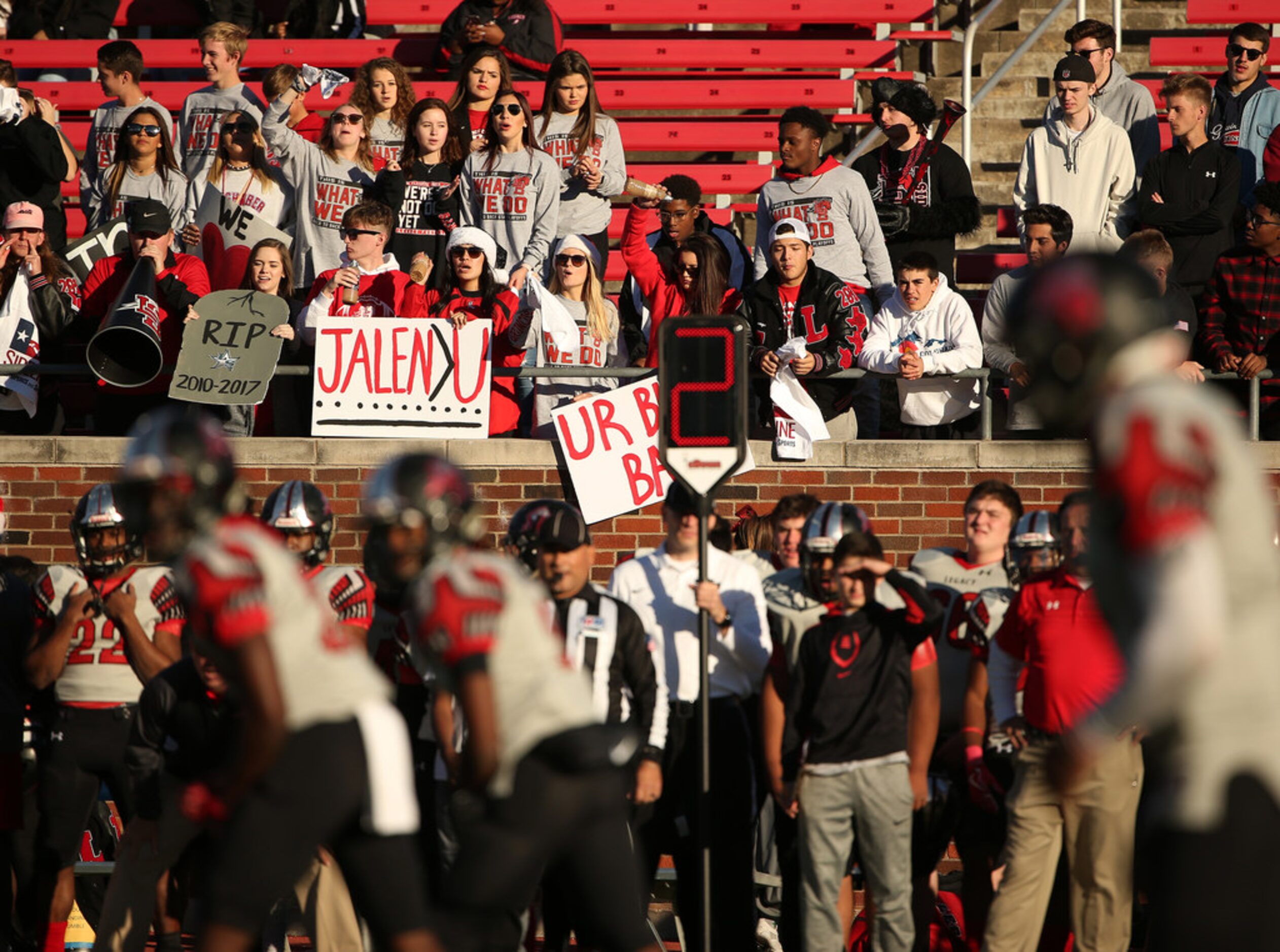 Mansfield Legacy fans react to a play in the third quarter during the Class 5A Division II...