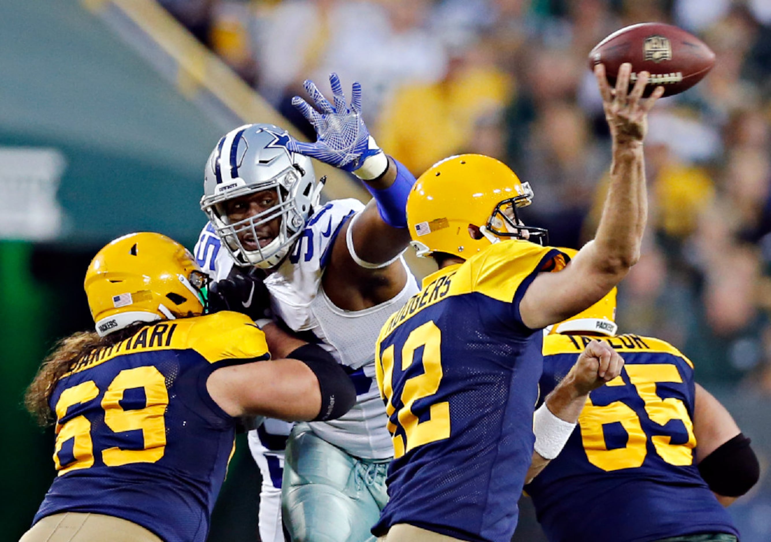 Surprising slump puts Packers in unfamiliar position