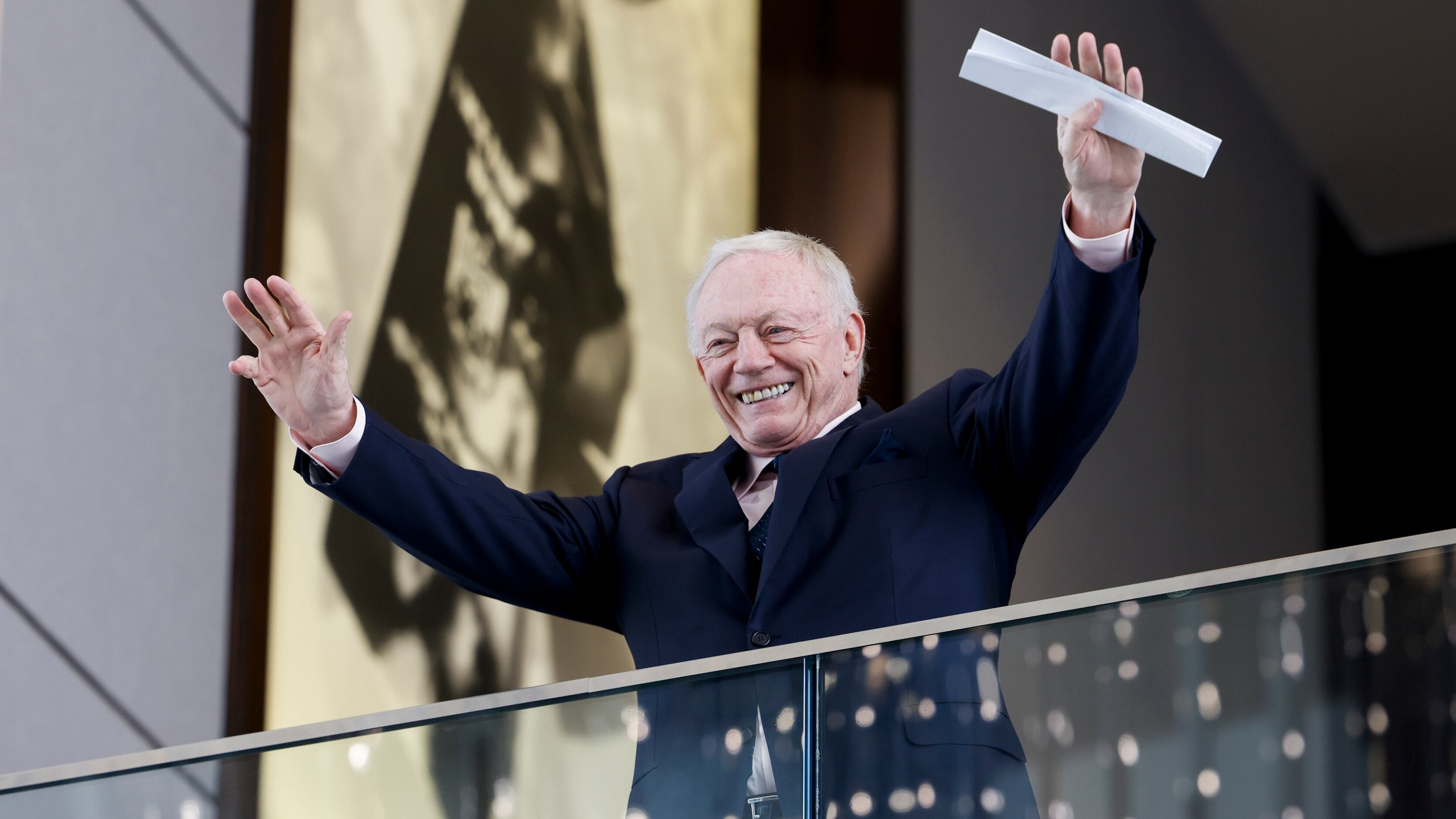 Jerry Jones is open to trading up in NFL draft, and the Cowboys have  ammunition to do it