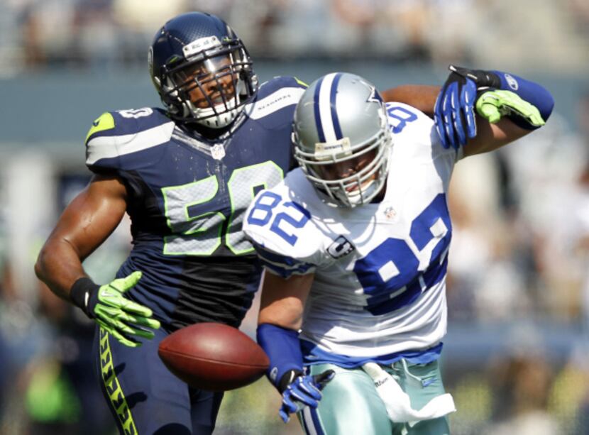 Dallas Cowboys tight end Jason Witten (82) can't make the catch as Seattle Seahawks outside...