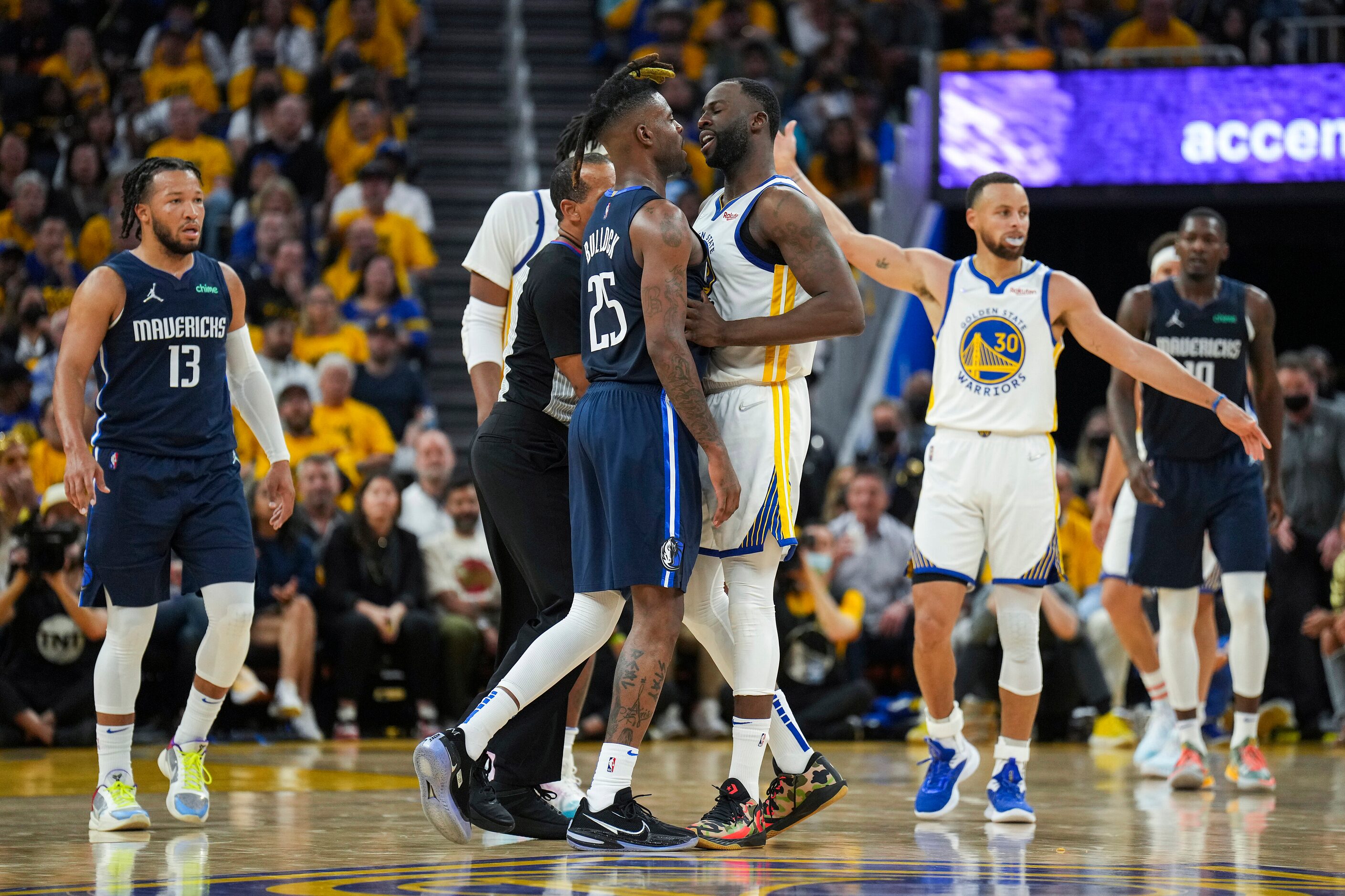 Dallas Mavericks forward Reggie Bullock (25) faces off against Golden State Warriors forward...