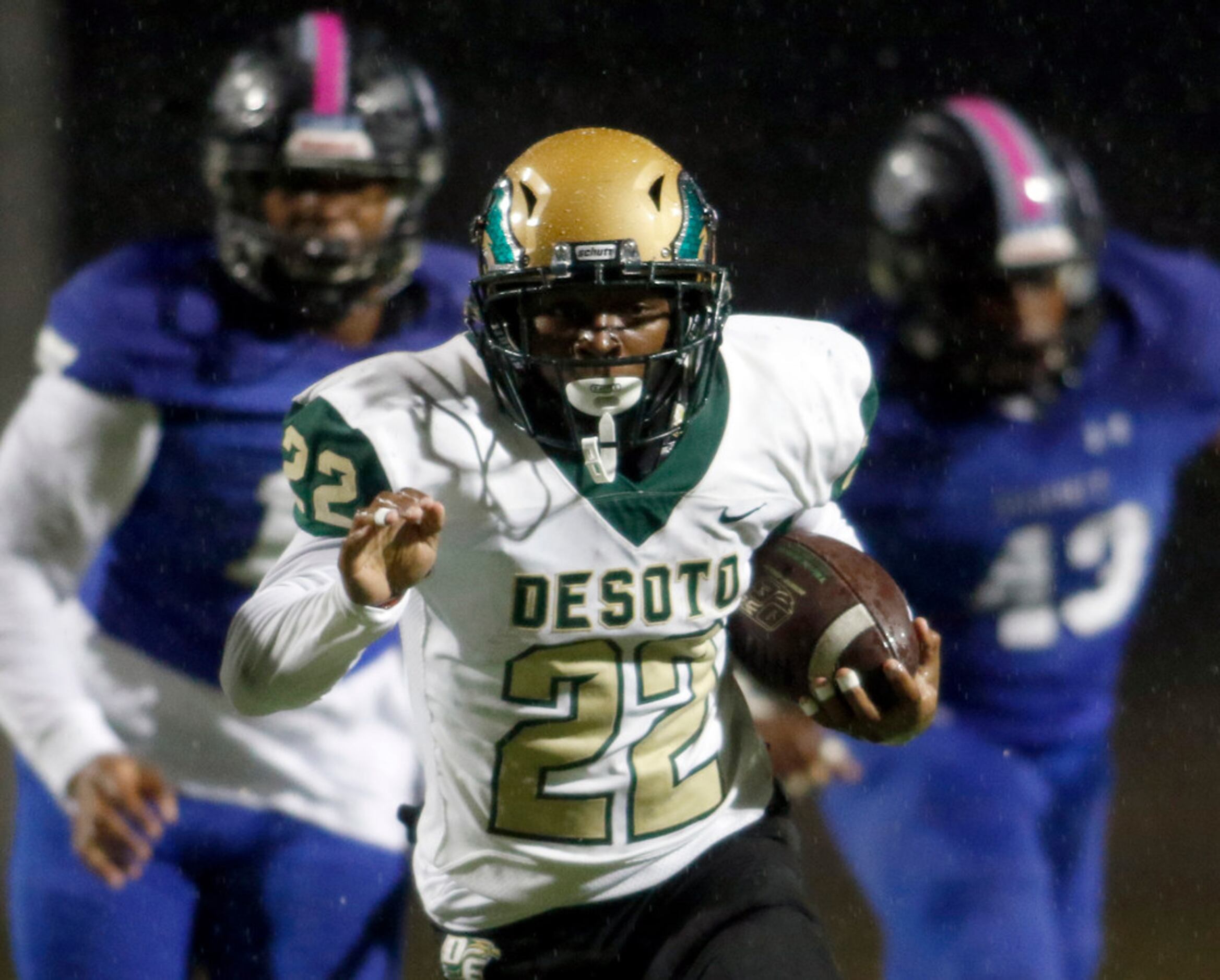 DeSoto running back Jyison Brown (22) races deep into the Mansfield Summit secondary on a...