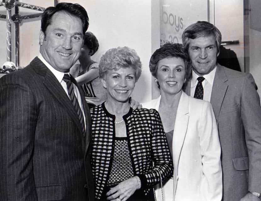 Chuck Howley, Nancy Howley, Biddie Jordan and Lee Roy Jordan.