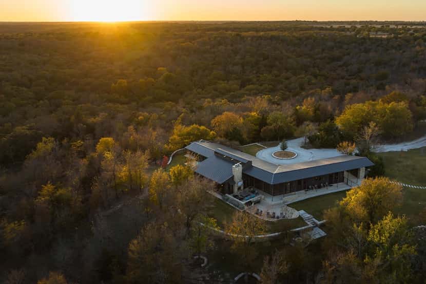 The 2,300-acre 5R Ranch north of Dallas includes a hilltop luxury home.