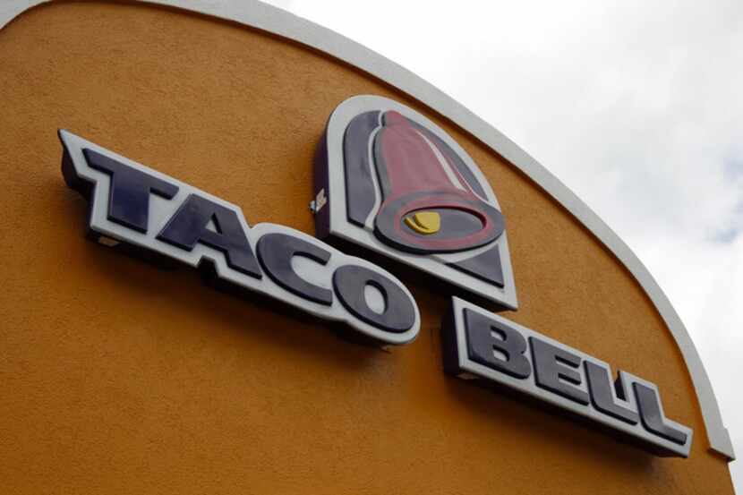 Una mujer interpuso una demanda contra Taco Bell tras asegurar que recibió quemaduras luego...