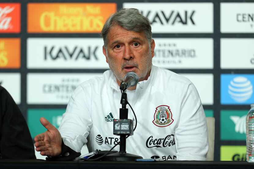 El entrenador de la selección mexicana, Gerardo Martino, durante la conferencia de prensa...
