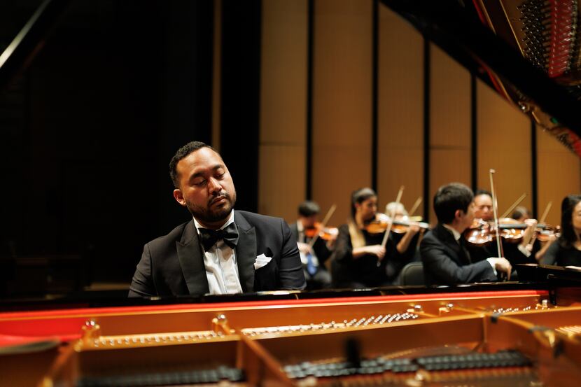 Pianist Jonathan Mamora performs Mozart's Piano Concerto No. 23 in A major (K. 488) with the...