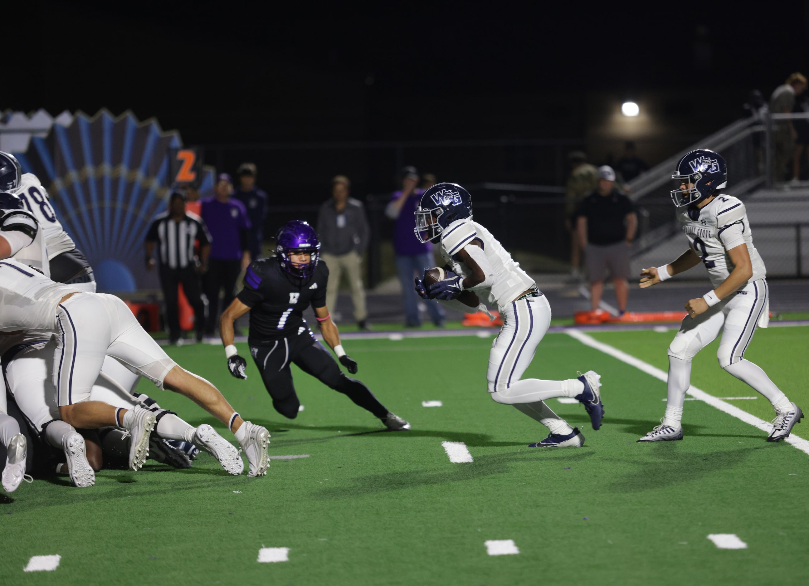 Walnut Grove player #1 Cam Newton runs for the goal during the Prosper Walnut Grove High...