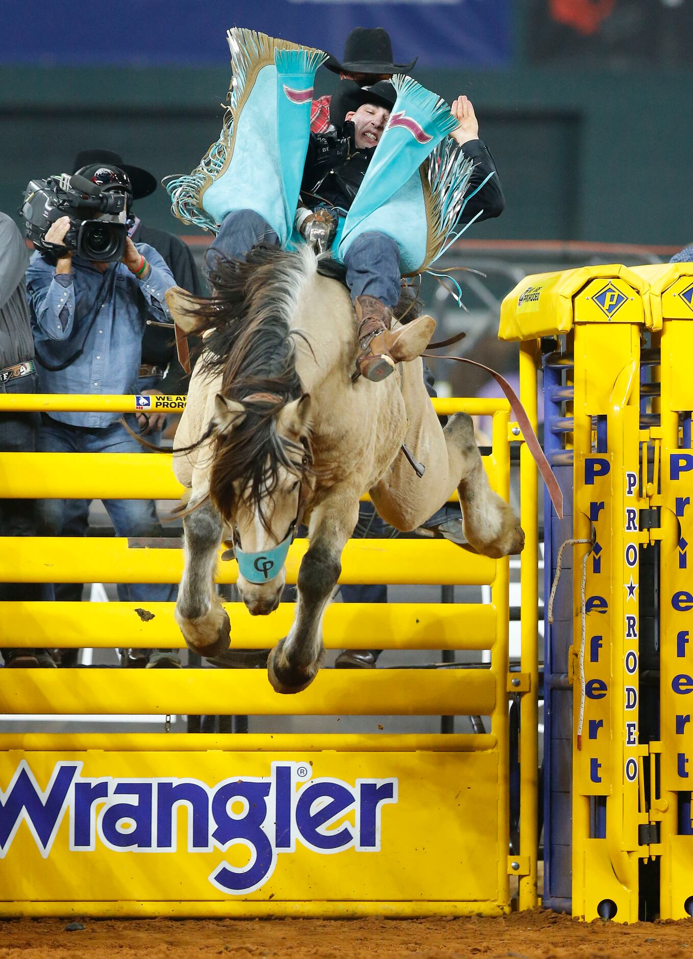 Waverly cowboy among three Kansas men headed to National Finals Rodeo, Free