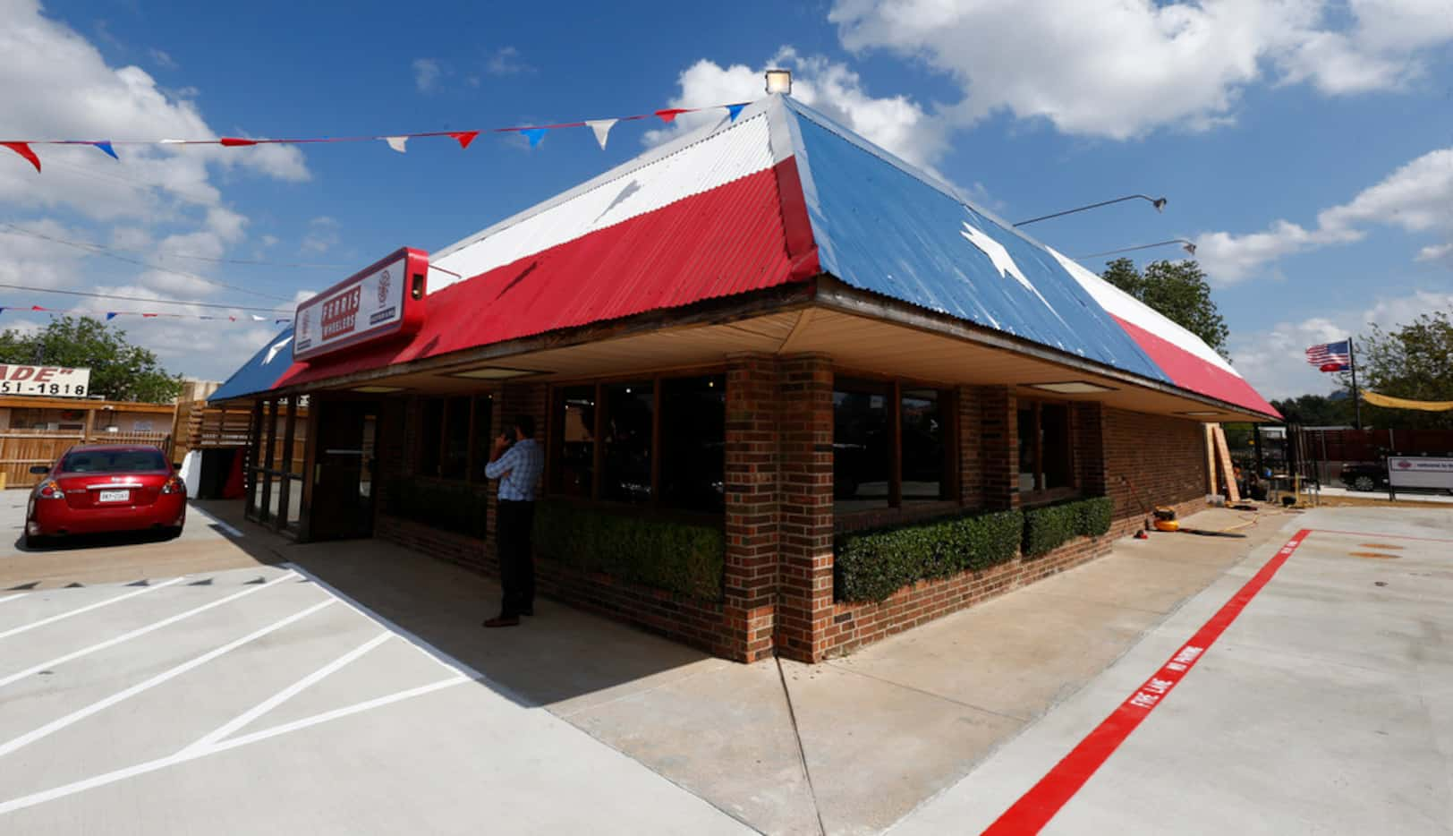 The exterior of Ferris Wheelers Backyard & BBQ in Dallas on Sept. 25, 2017.   (Nathan...