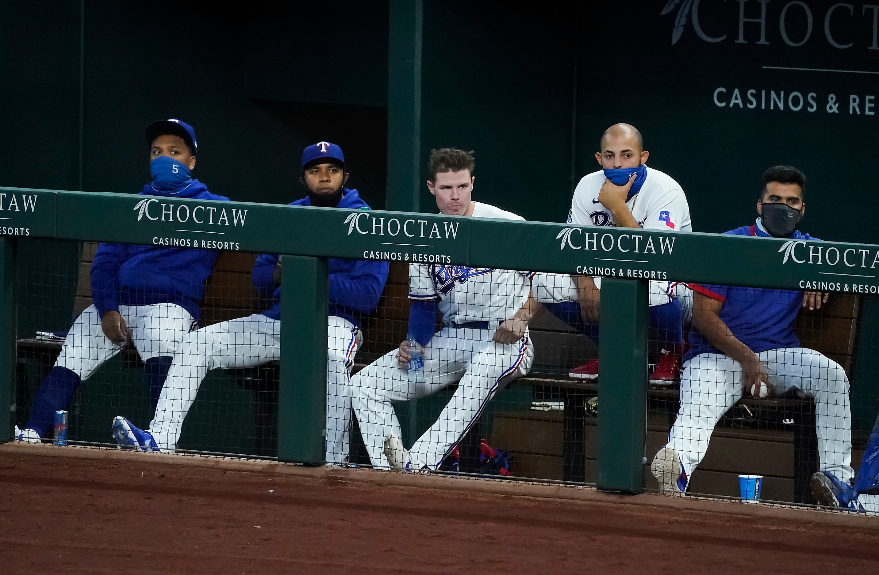 Rougned Odor mirrors Elvis Andrus on throw, Rangers infield continues to be  the best