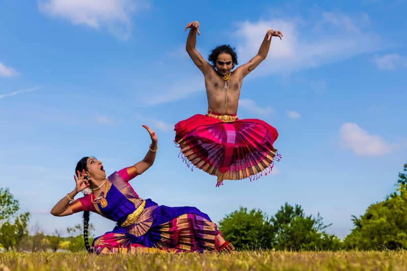 Chintan Patel and Bhuvana Venkatraman of Tejas Dance.