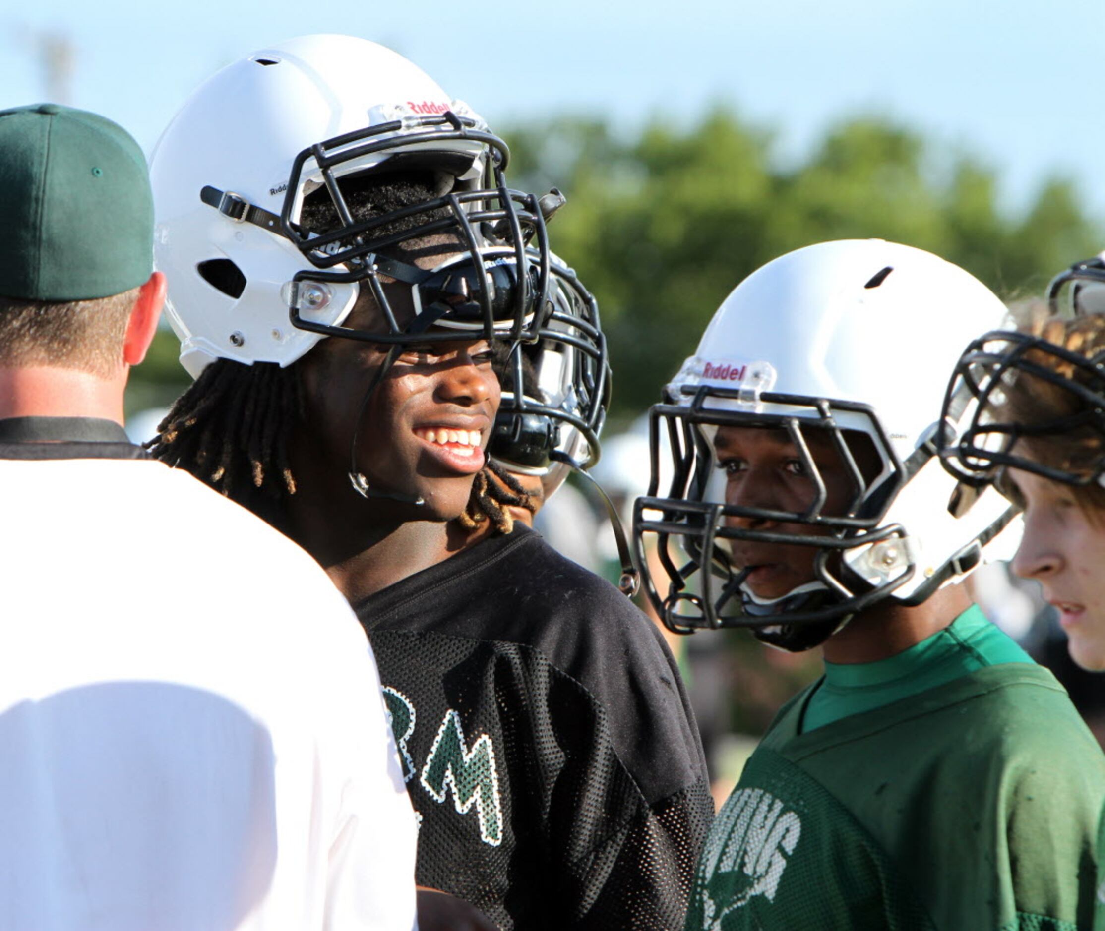 Mesquite Poteet linebacker Malik Jefferson raised his helmet and sported a smile at the...