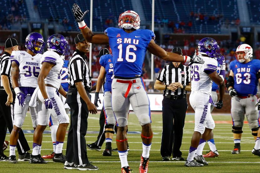 SMU wide receiver Courtland Sutton (16) reacts after a long pass reception against James...