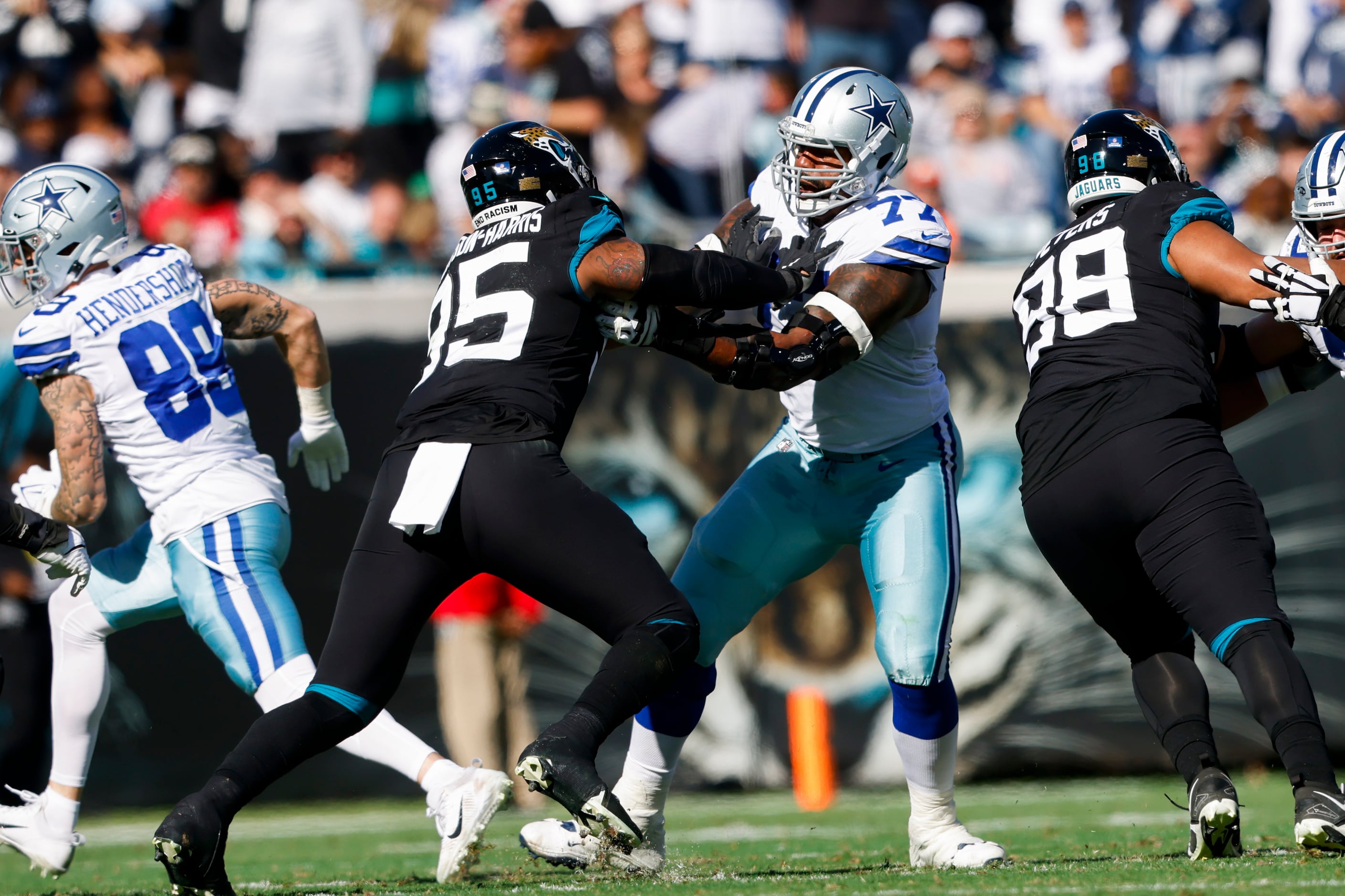 Cowboys sign veteran Jason Peters to replace Tyron Smith at left