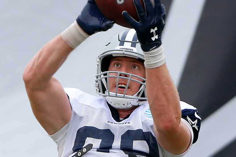 Cowboys tight end Blake Jarwin catches a pass during an afternoon practice at training camp...