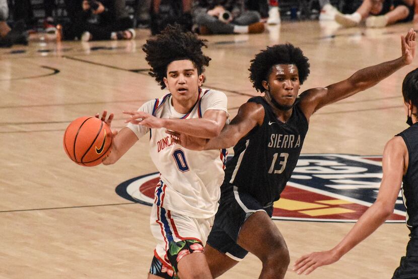 Duncanville senior Anthony Black passes the ball in a game against Sierra Canyon (Calif.) at...