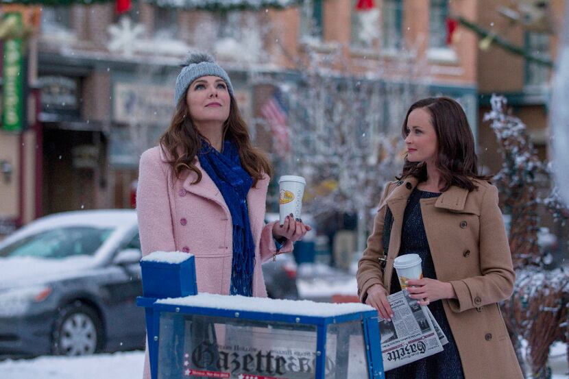 Lauren Graham and Alexis Bledel as Lorelai and Rory Gilmore on the revived Gilmore Girls.