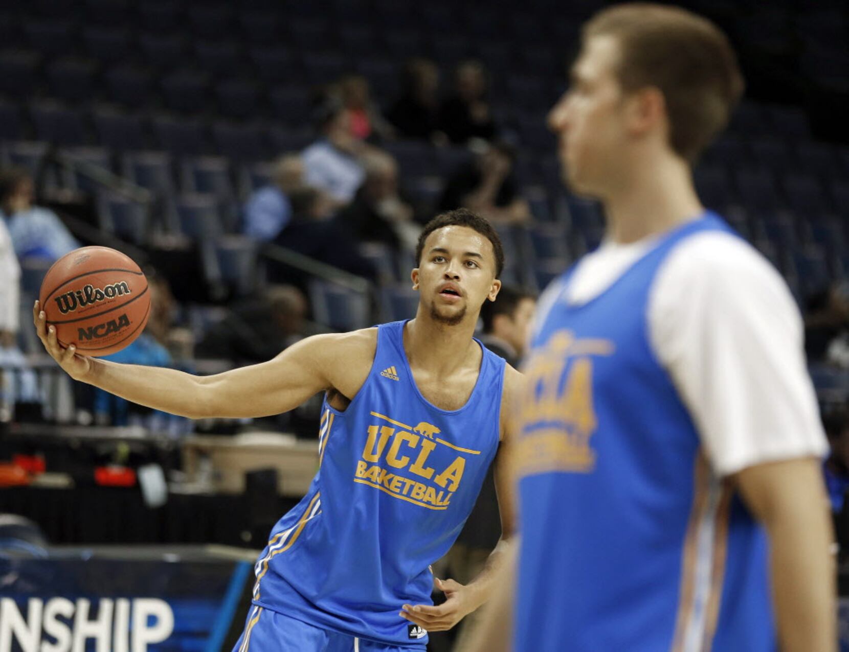 UCLA's Kyle Anderson emerges as the point man for uptempo UCLA