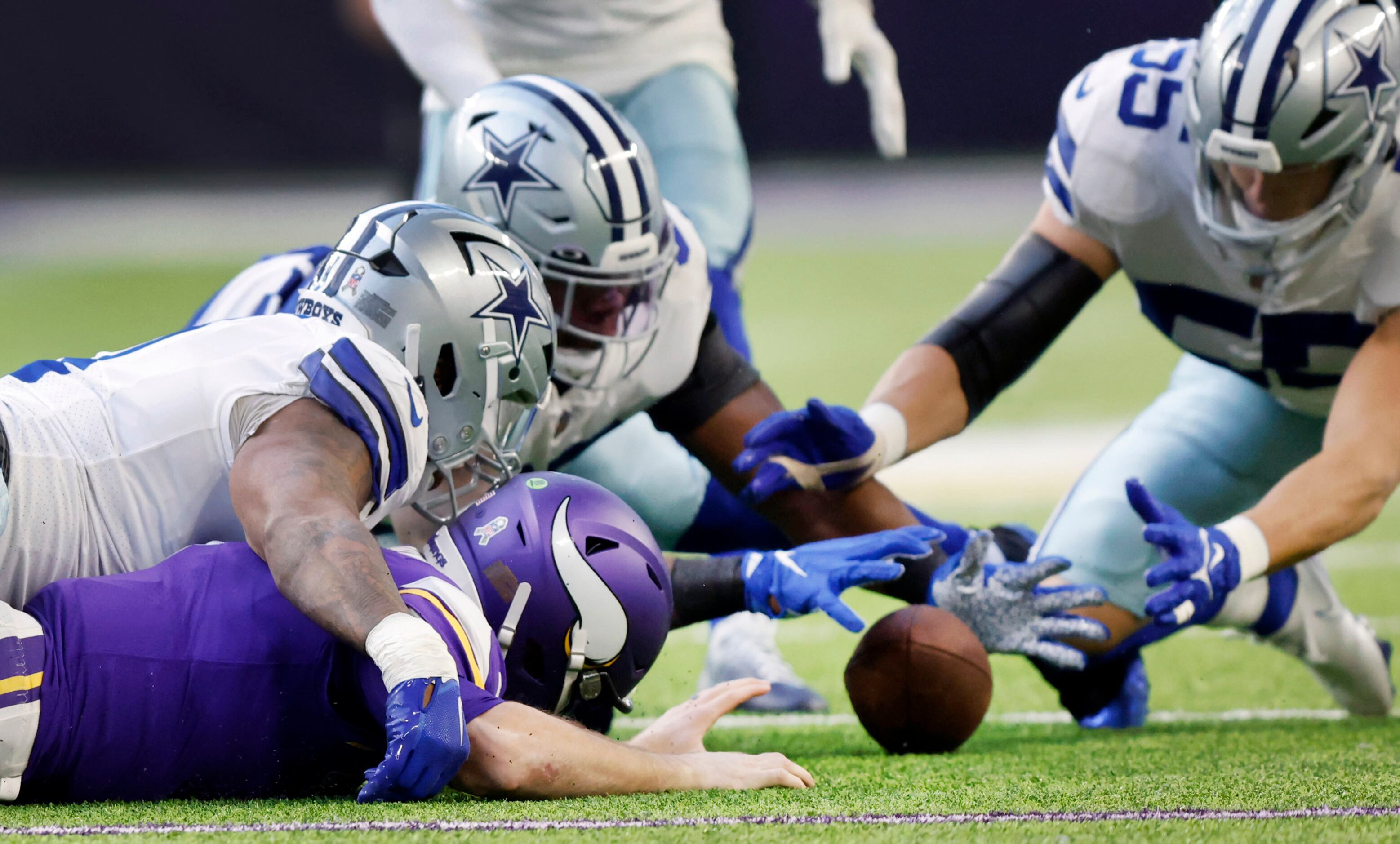 Photos: Cowboys run away with statement win over Vikings