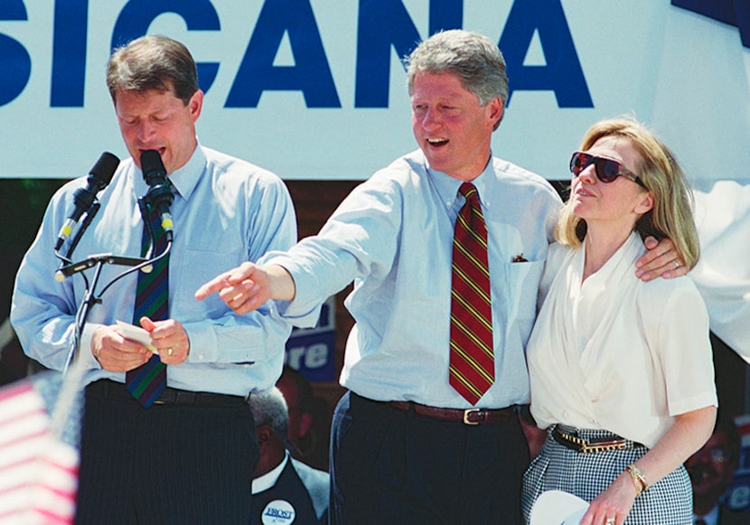  Democratic presidential candidate Bill Clinton, center, with Hillary during a campaign stop...