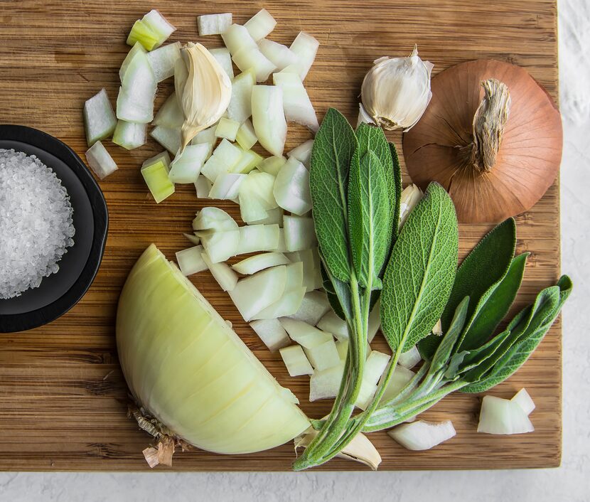 Kitchen basics: How to dice onions.