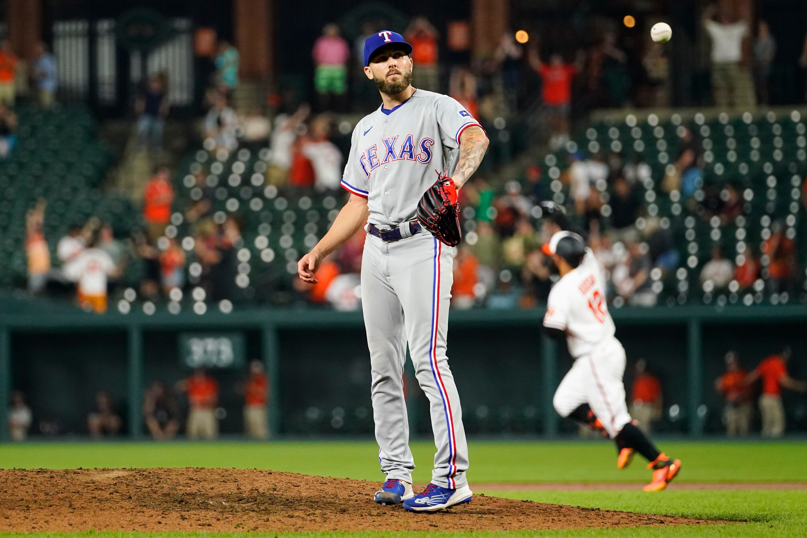 Game-Used White Jersey - Rougned Odor - 9/9/17