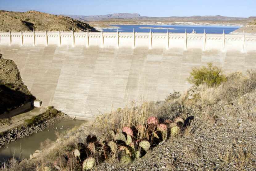 Elephant Butte Dam, the largest reservoir in New Mexico, is popular for boating and fishing...