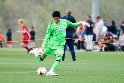 Carlos Avilez, playing for the FC Dallas U19s in the 2019 Dallas Cup.
