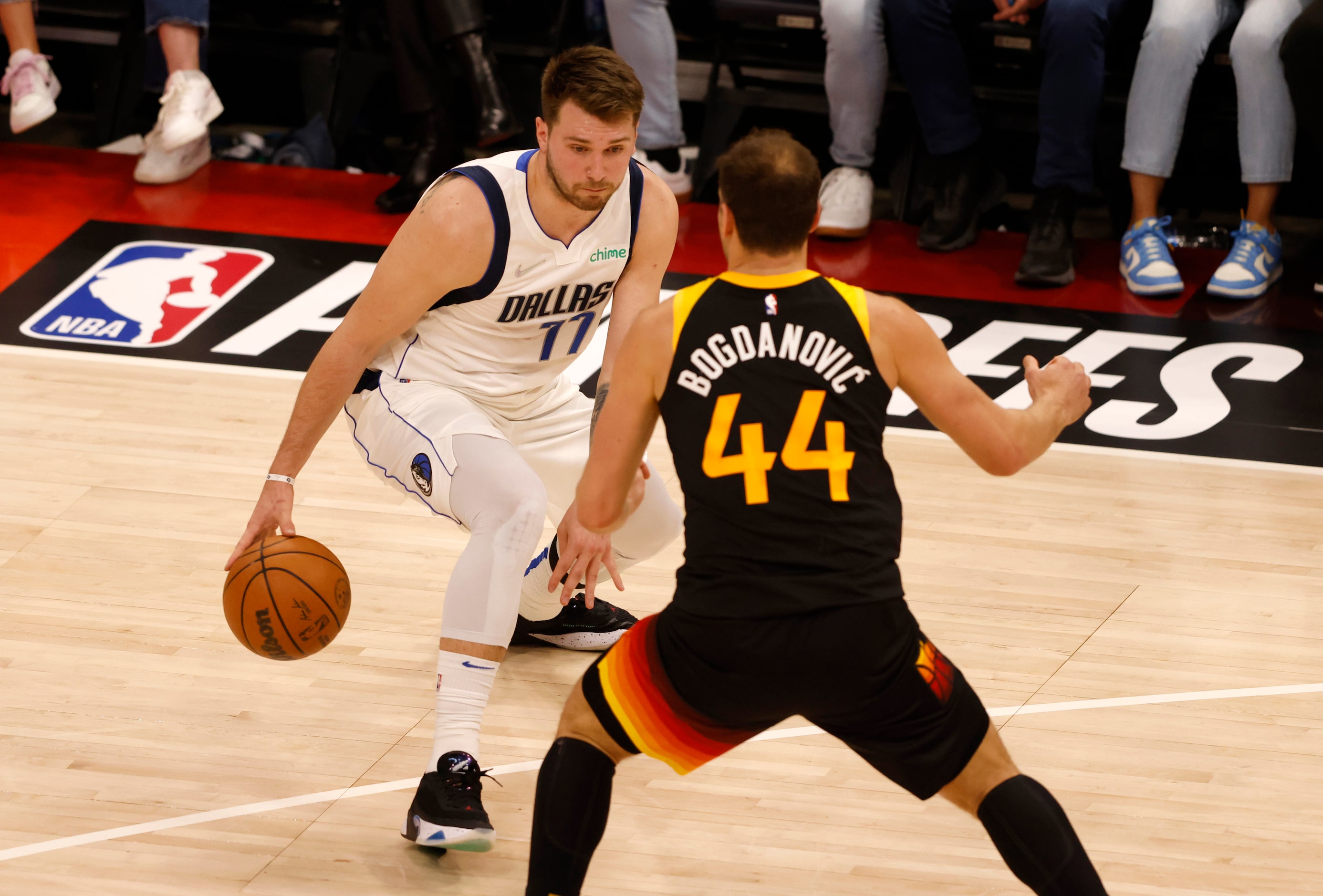 Dallas Mavericks guard Luka Doncic (77) attempts to get by Utah Jazz forward Bojan...