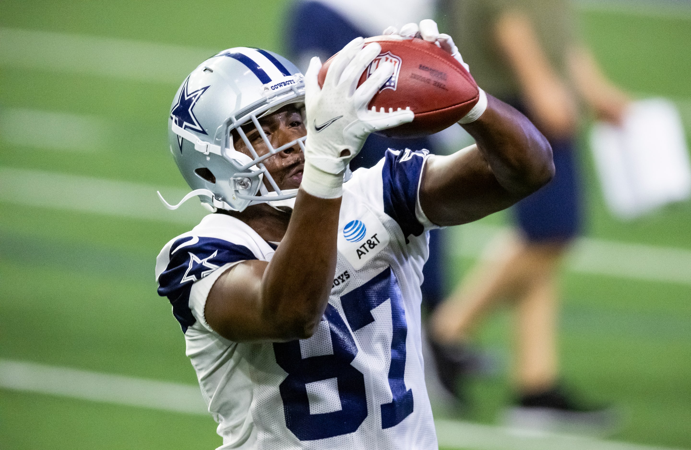 Dallas Cowboys tight end Jeremy Sprinkle catches a pass during practice at The Star in...