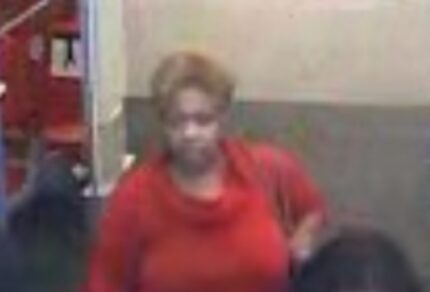  Not the greatest shot of the purse thief. But better than nothing? (Dallas PD)