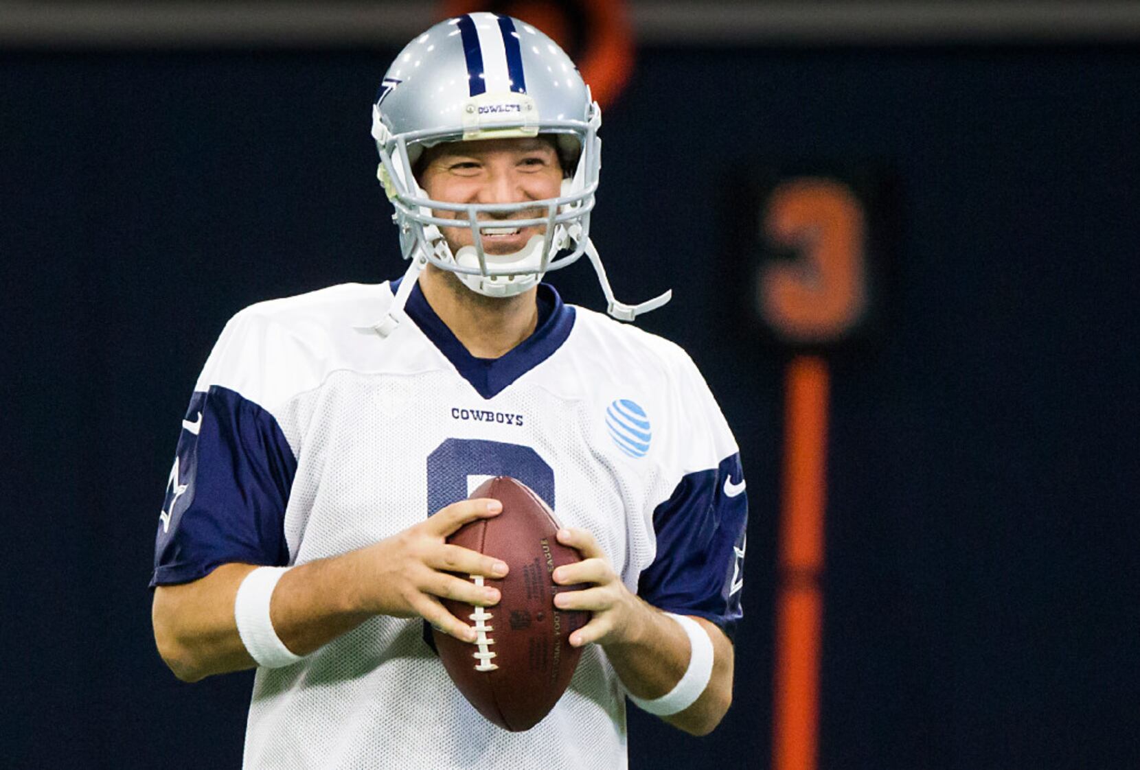 For Tony Romo, Let's Wear #9 One More Time