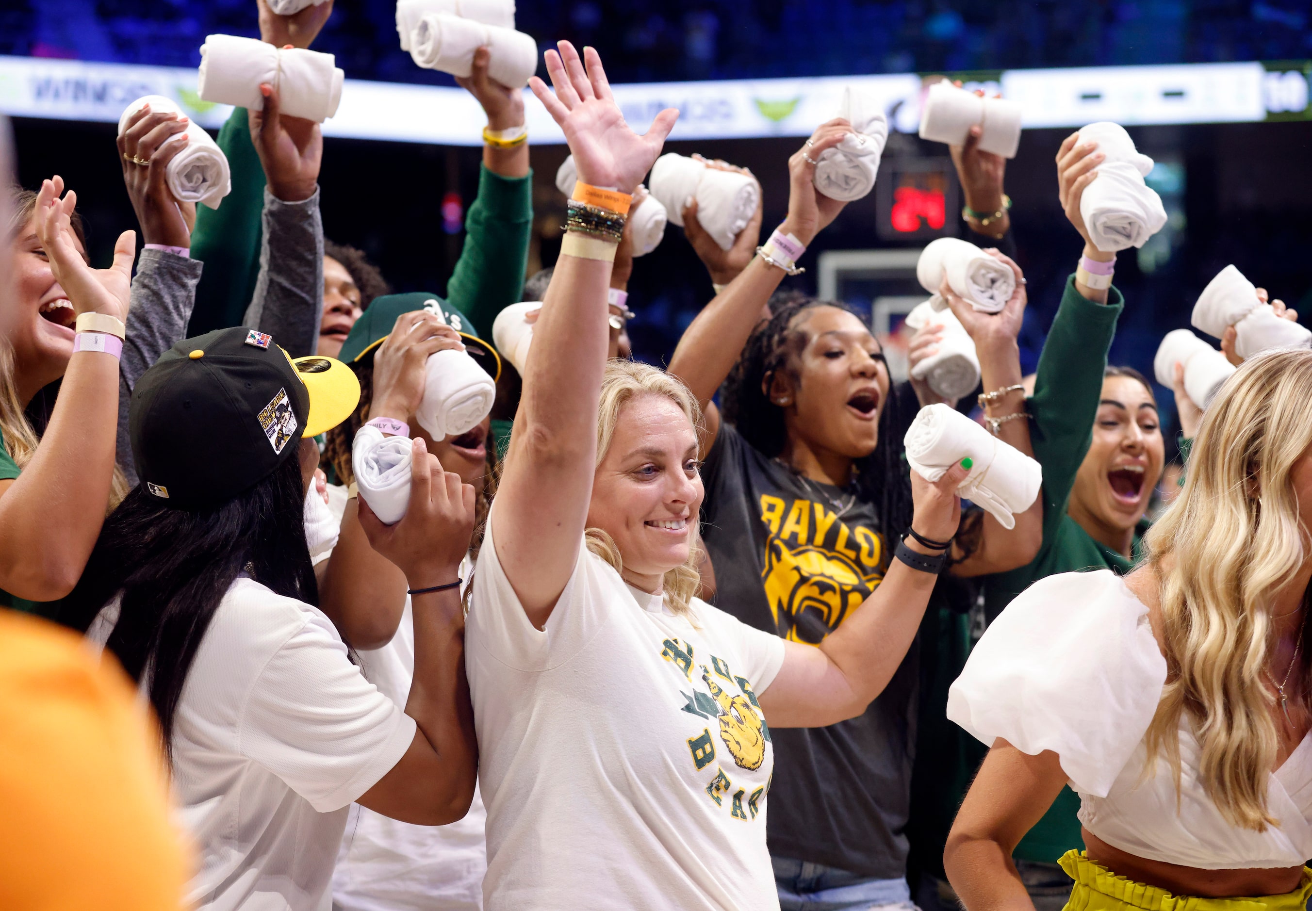 With several former Baylor Bears playing in the Dallas Wings/Indiana Fever game, Baylor head...