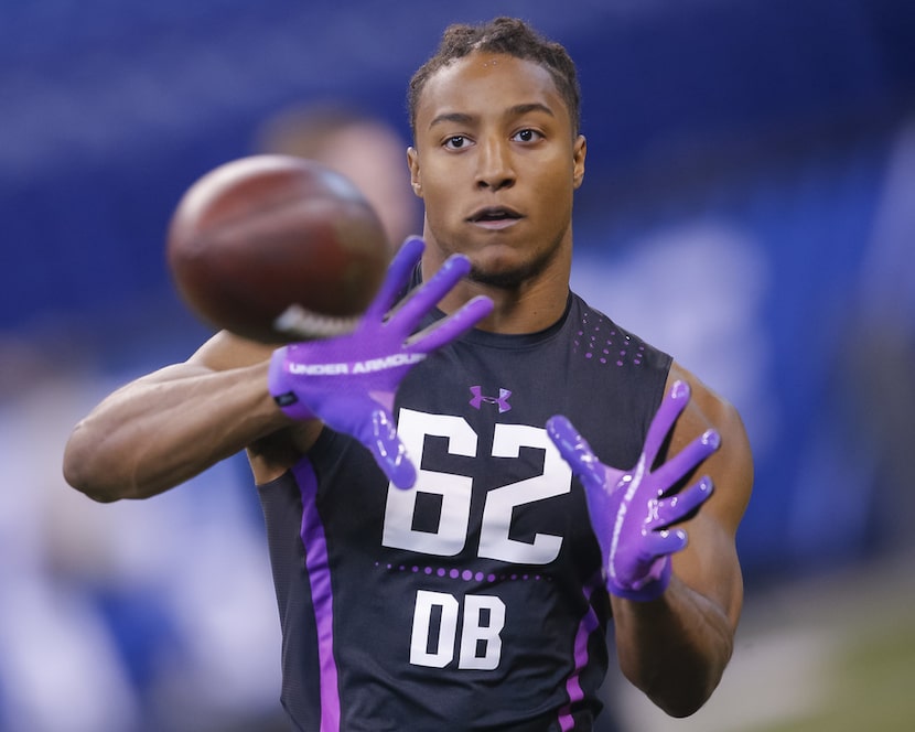 INDIANAPOLIS, IN - MARCH 05: Stanford defensive back Justin Reid (DB62) looks to catch the...