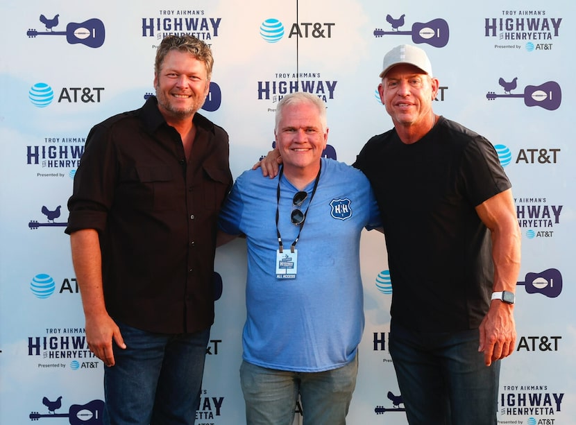 Blake Shelton (left), Tony Fay and Troy Aikman (right) at Troy Aikman's Highway to Henryetta...